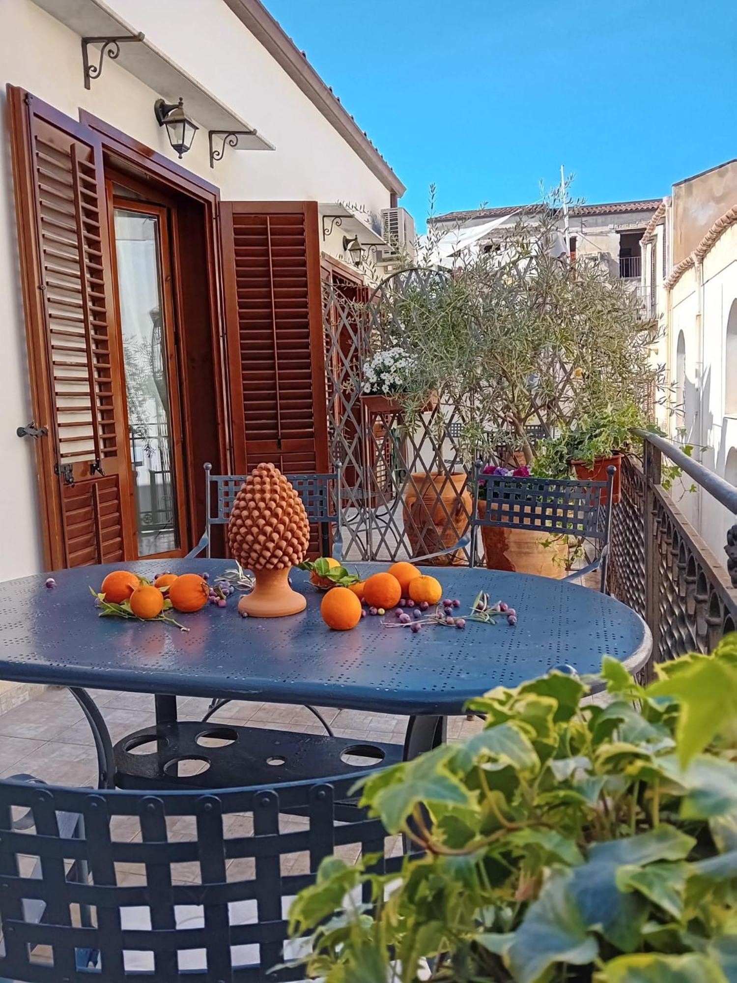 Penthouse Luxury Quattro Canti Palermo Eksteriør billede